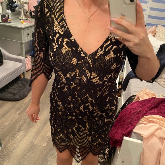 Forever 21 lace dress - Picture 1 of 5